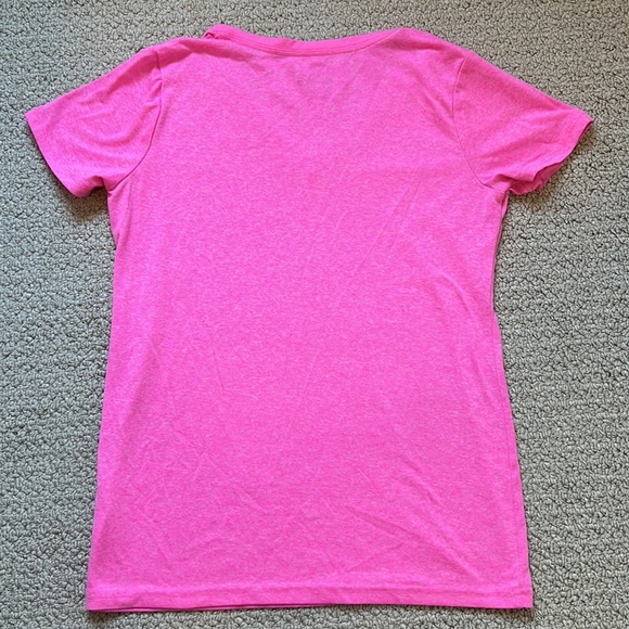 Bundle of 3 Reebok tops - Picture 11 of 11